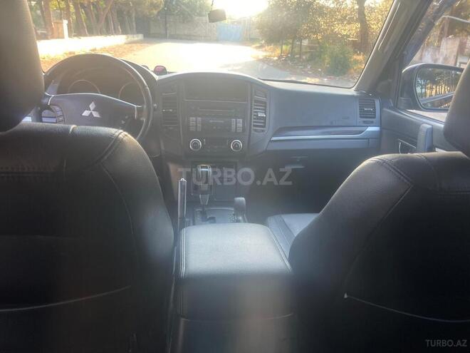 Mitsubishi Pajero 2013, 172,260 km - 3.8 l - Bakı