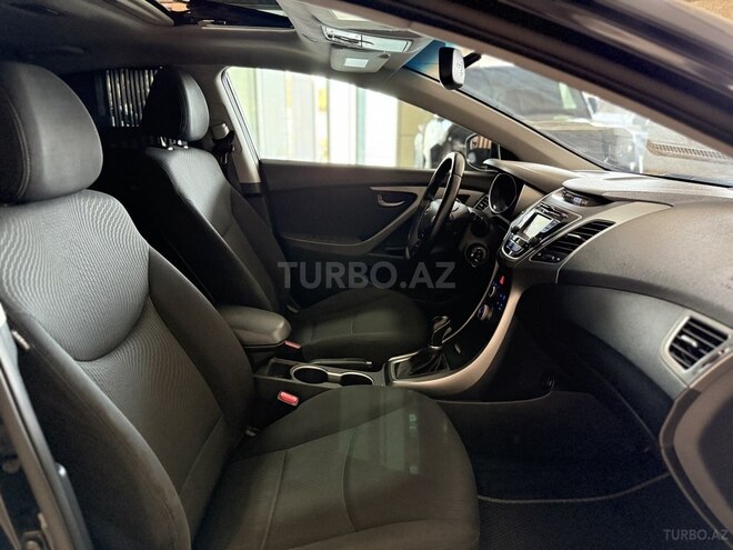 Hyundai Elantra 2015, 90,000 km - 1.8 л - Bakı