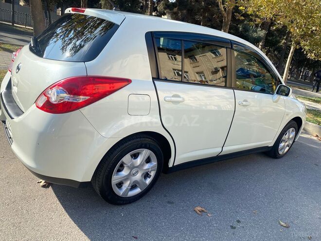Nissan Tiida 2013, 80,000 km - 1.5 л - Bakı