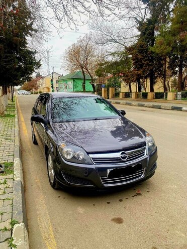 Opel Astra 2010, 208,000 km - 1.4 l - Ağsu