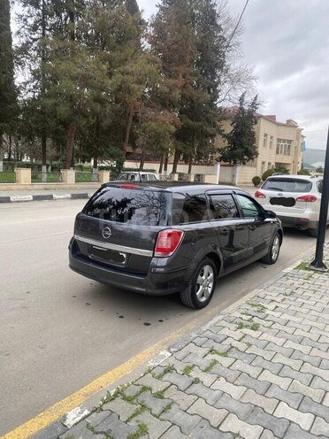 Opel Astra 2010, 208,000 km - 1.4 l - Ağsu