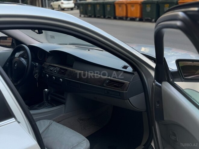 BMW 525 2004, 295,435 km - 2.5 л - Bakı