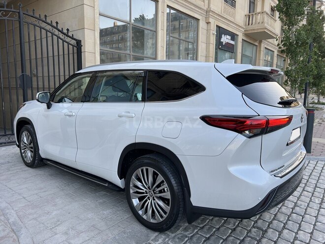 Toyota Highlander 2024, 23,000 km - 2.5 л - Bakı