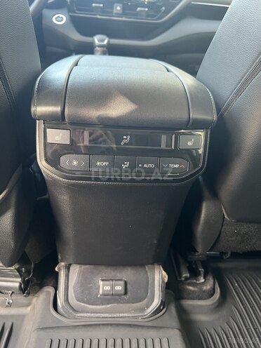 Toyota Highlander 2024, 23,000 km - 2.5 л - Bakı
