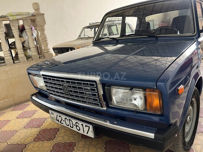 LADA (VAZ) 2107 2007, 80,000 km - 1.6 л - Samux