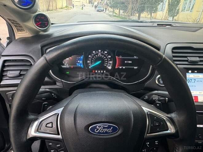 Ford Fusion (North America) 2019, 181,000 km - 2.0 л - Bakı
