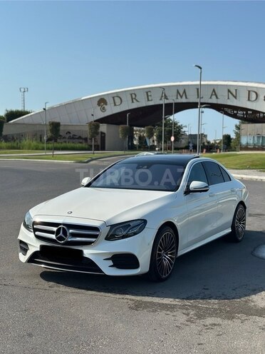 Mercedes E 220 d 2017, 128,800 km - 2.0 l - Bakı