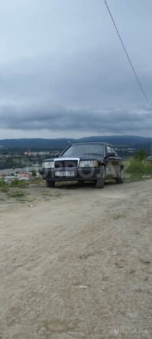 Mercedes 190 1990, 255,000 km - 2.0 л - Qusar