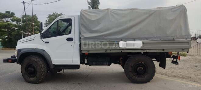 GAZ  2021, 24,000 km - 2.5 l - Bakı