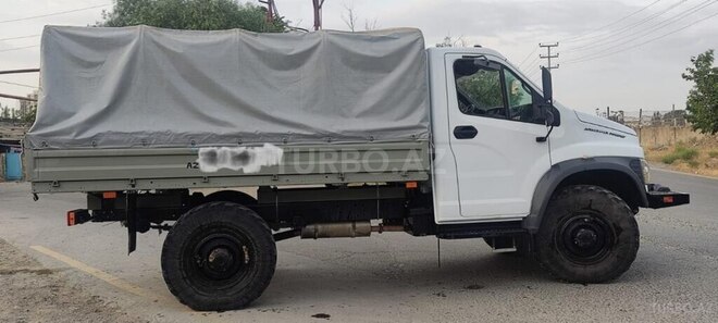 GAZ  2021, 24,000 km - 2.5 l - Bakı