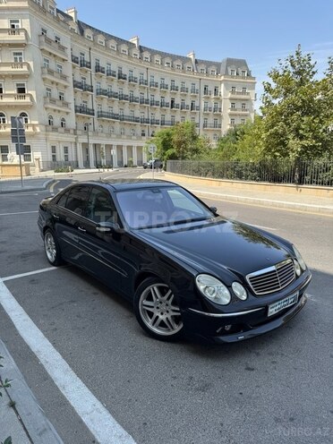 Mercedes E 320 2002, 284,000 km - 3.2 l - Bakı