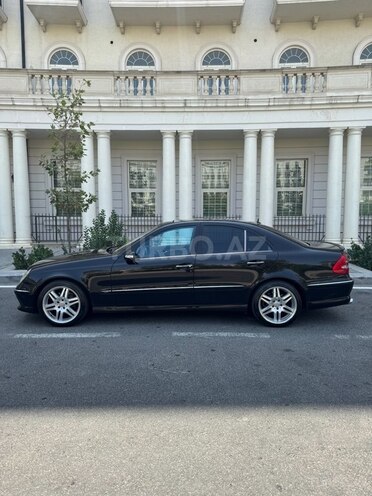 Mercedes E 320 2002, 284,000 km - 3.2 l - Bakı