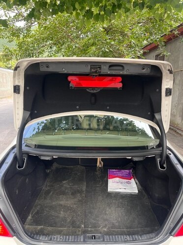 Mercedes E 220 2007, 344,638 km - 2.2 l - Şəki