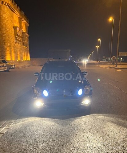 Mercedes E 320 2002, 284,000 km - 3.2 l - Bakı