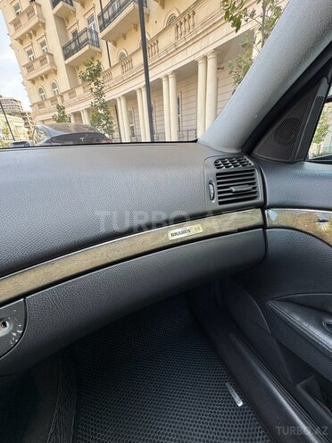 Mercedes E 320 2002, 284,000 km - 3.2 l - Bakı