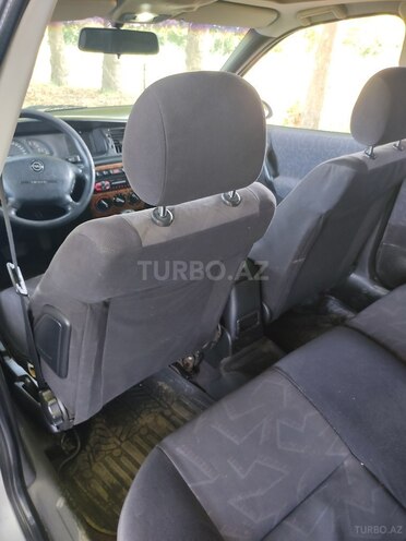 Opel Vectra 1996, 325,000 km - 2.0 l - Masallı