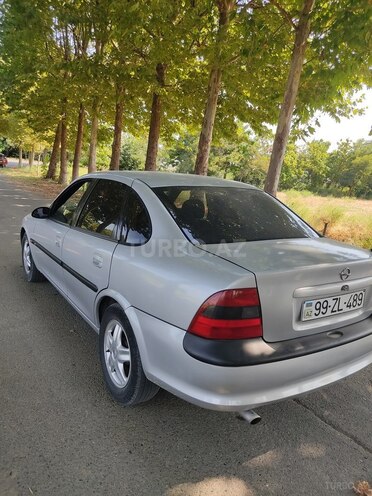 Opel Vectra 1996, 325,000 km - 2.0 l - Masallı