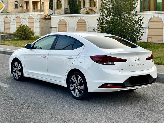 Hyundai Elantra 2020, 98,500 km - 2.0 л - Bakı