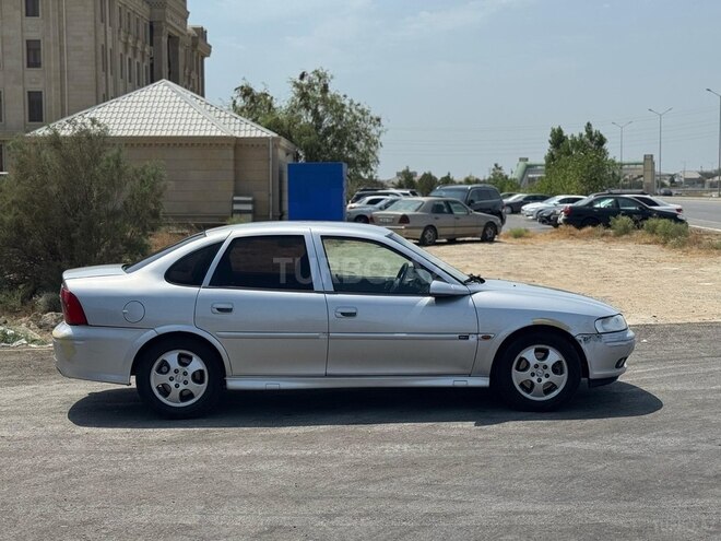 Opel Vectra 1999, 228,000 km - 2.0 l - Bakı