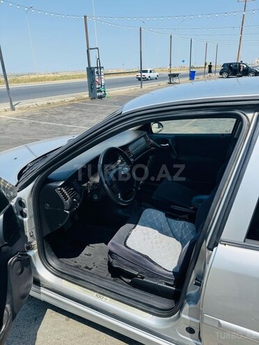 Opel Vectra 1999, 228,000 km - 2.0 l - Bakı
