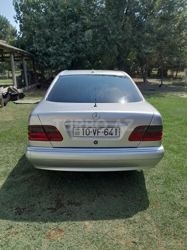 Mercedes E 300 1996, 478,000 km - 3.0 l - Mingəçevir
