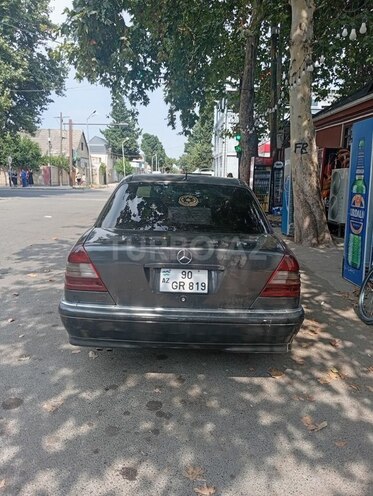 Mercedes C 220 1994, 307,059 km - 2.2 л - Tovuz