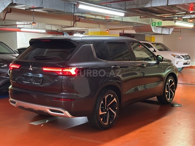 Mitsubishi Outlander 2025, 4,747 km - 2.5 l - Bakı