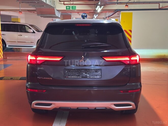 Mitsubishi Outlander 2025, 4,747 km - 2.5 l - Bakı