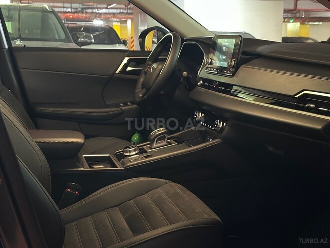 Mitsubishi Outlander 2025, 4,747 km - 2.5 l - Bakı