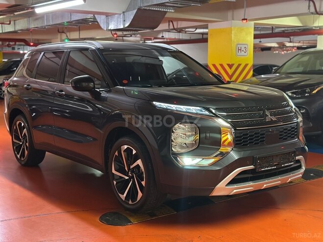 Mitsubishi Outlander 2025, 4,747 km - 2.5 l - Bakı