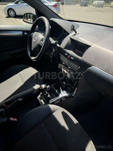 Opel Astra 2008, 252,000 km - 1.3 l - Gəncə
