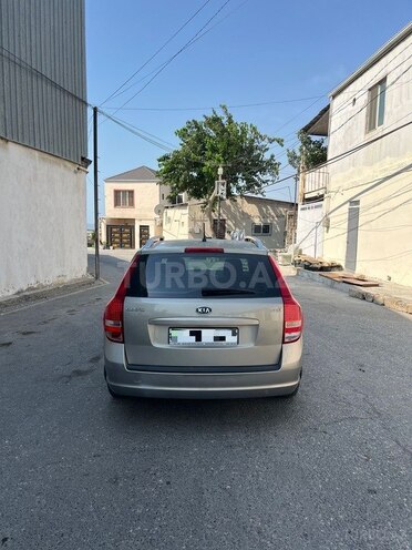 Kia  2010, 349,000 km - 1.6 l - Bakı