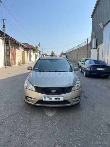 Kia  2010, 349,000 km - 1.6 l - Bakı