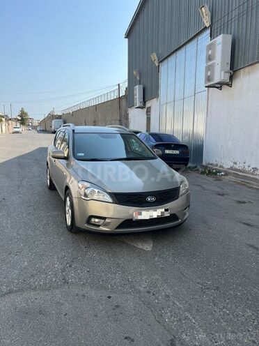 Kia  2010, 349,000 km - 1.6 l - Bakı