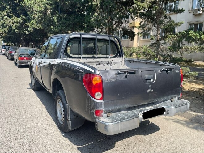 Mitsubishi L200 2008, 511,000 km - 2.5 l - Bakı