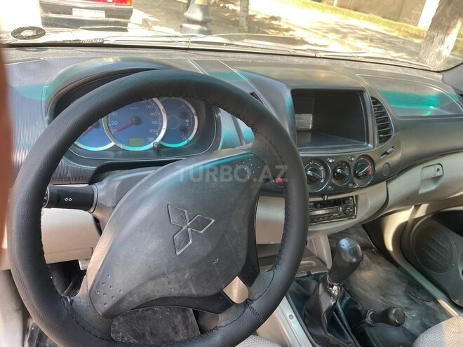 Mitsubishi L200 2008, 511,000 km - 2.5 l - Bakı
