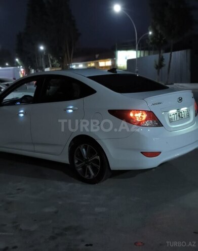 Hyundai Accent 2013, 187,000 km - 1.6 l - Xaçmaz