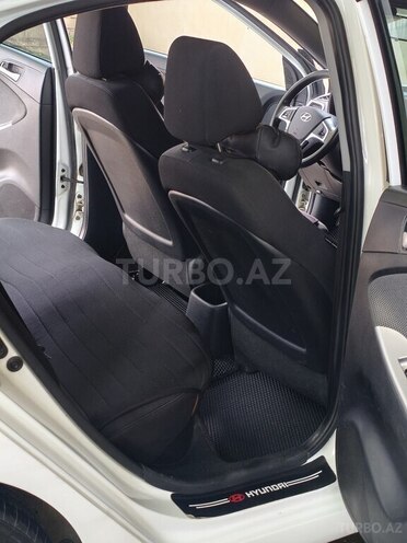 Hyundai Accent 2013, 187,000 km - 1.6 l - Xaçmaz