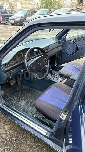 Mercedes E 220 1992, 438,000 km - 2.2 л - Bakı