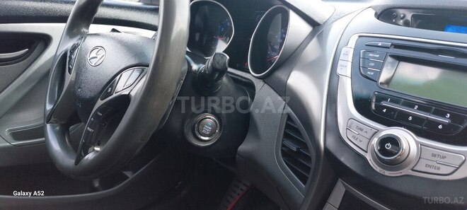 Hyundai Elantra 2012, 228,000 km - 1.6 l - Gəncə