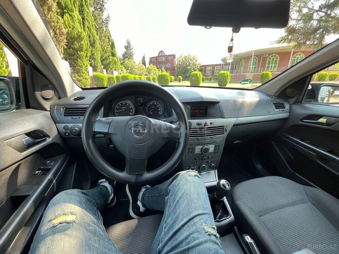 Opel Astra 2004, 258,000 km - 1.4 l - Cəlilabad