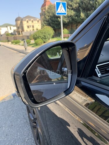Land Rover Discovery Sport 2016, 137,000 km - 2.0 л - Bakı