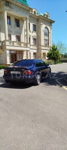 BMW 528 1997, 588,106 km - 2.8 л - Lənkəran