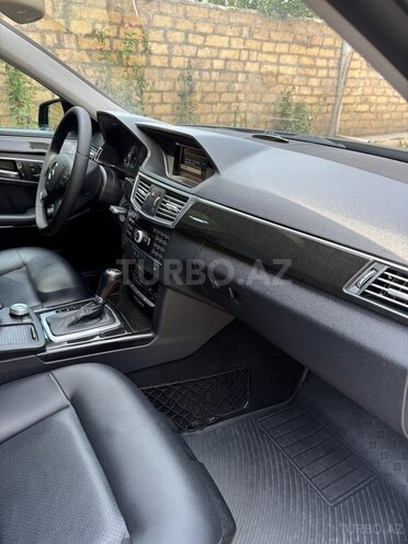 Mercedes E 200 2010, 285,000 km - 1.8 l - Gəncə