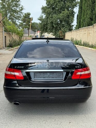Mercedes E 200 2010, 285,000 km - 1.8 l - Gəncə