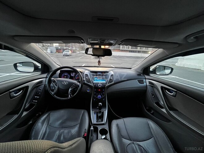 Hyundai Elantra 2015, 198,000 km - 1.8 l - Bakı