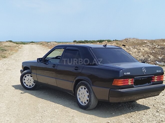 Mercedes 190 1991, 250,000 km - 2.0 l - Sumqayıt