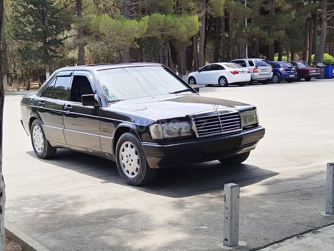 Mercedes 190 1991, 250,000 km - 2.0 l - Sumqayıt