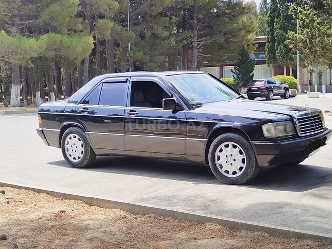 Mercedes 190 1991, 250,000 km - 2.0 l - Sumqayıt