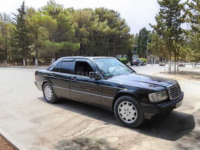 Mercedes 190 1991, 250,000 km - 2.0 l - Sumqayıt